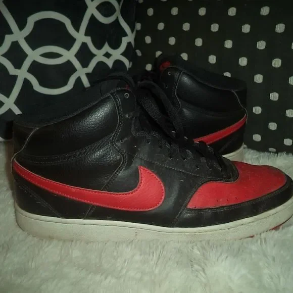 BLACK-RED NIKE SNEAKERS COURT VISION MID CASUAL SHOES DM868-001~MENS SIZE 11.5 - Picture 2 of 7